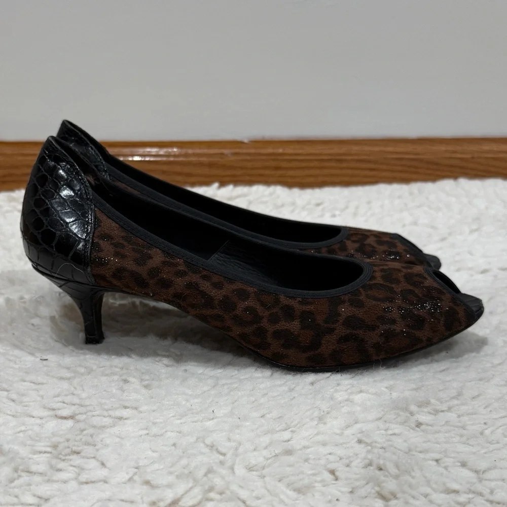 Donald J. Pliner‎ Leopard Animal Print Peep-Toe Kitten Heel Pumps Sz 9 Elegant